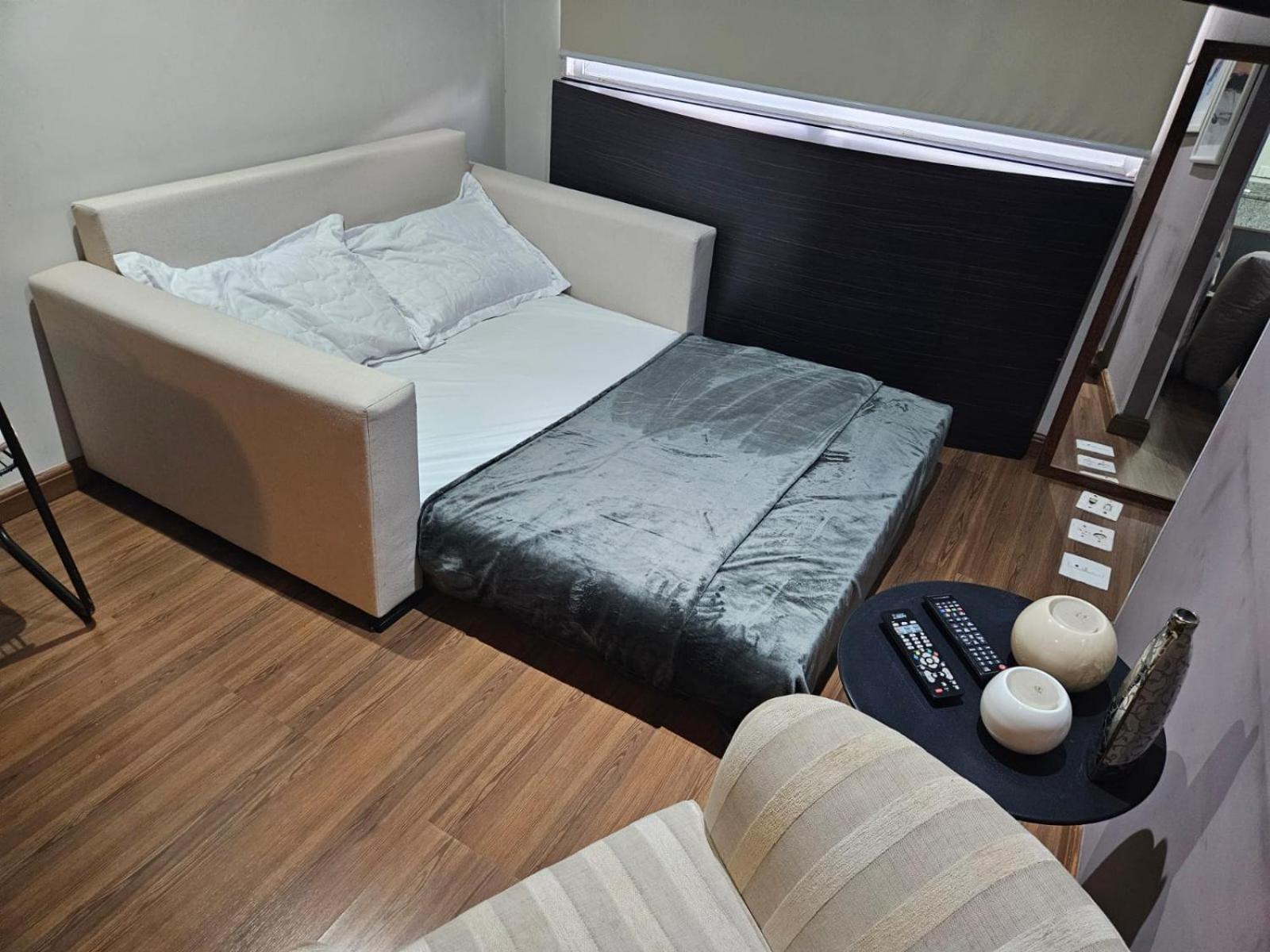 Apartment Flat Em Na Bela Vista R Maestro Cardim *